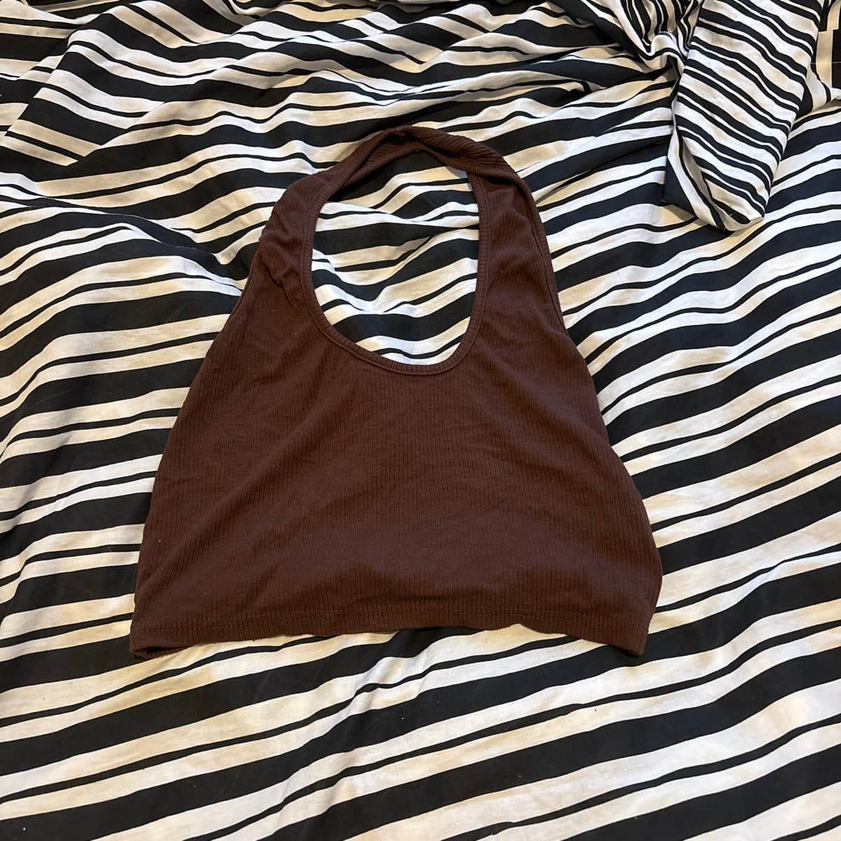 Brúnn halter toppur