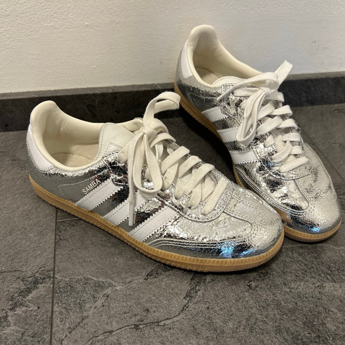 Adidas Samba silfraðir