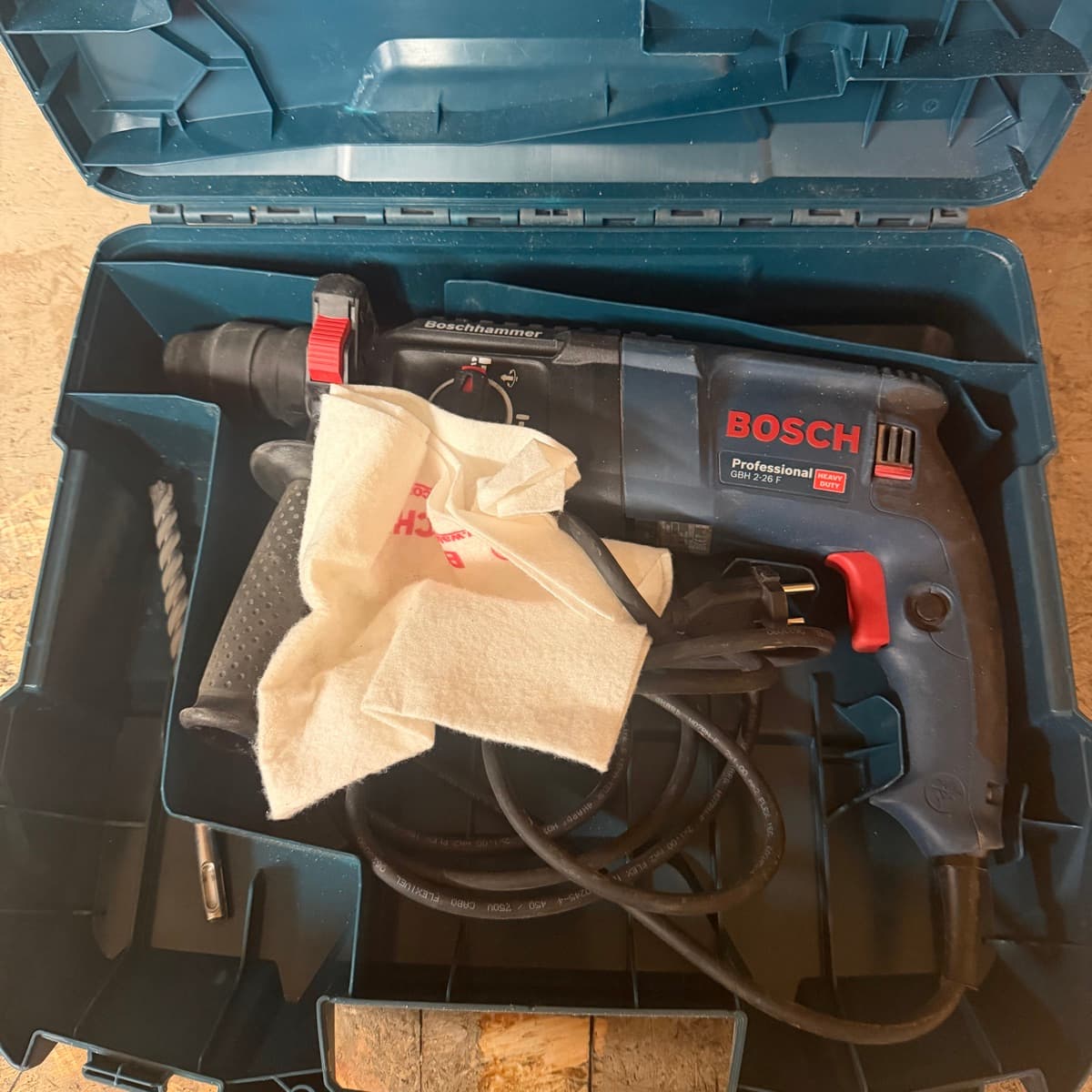 Bosch Professional höggborvél