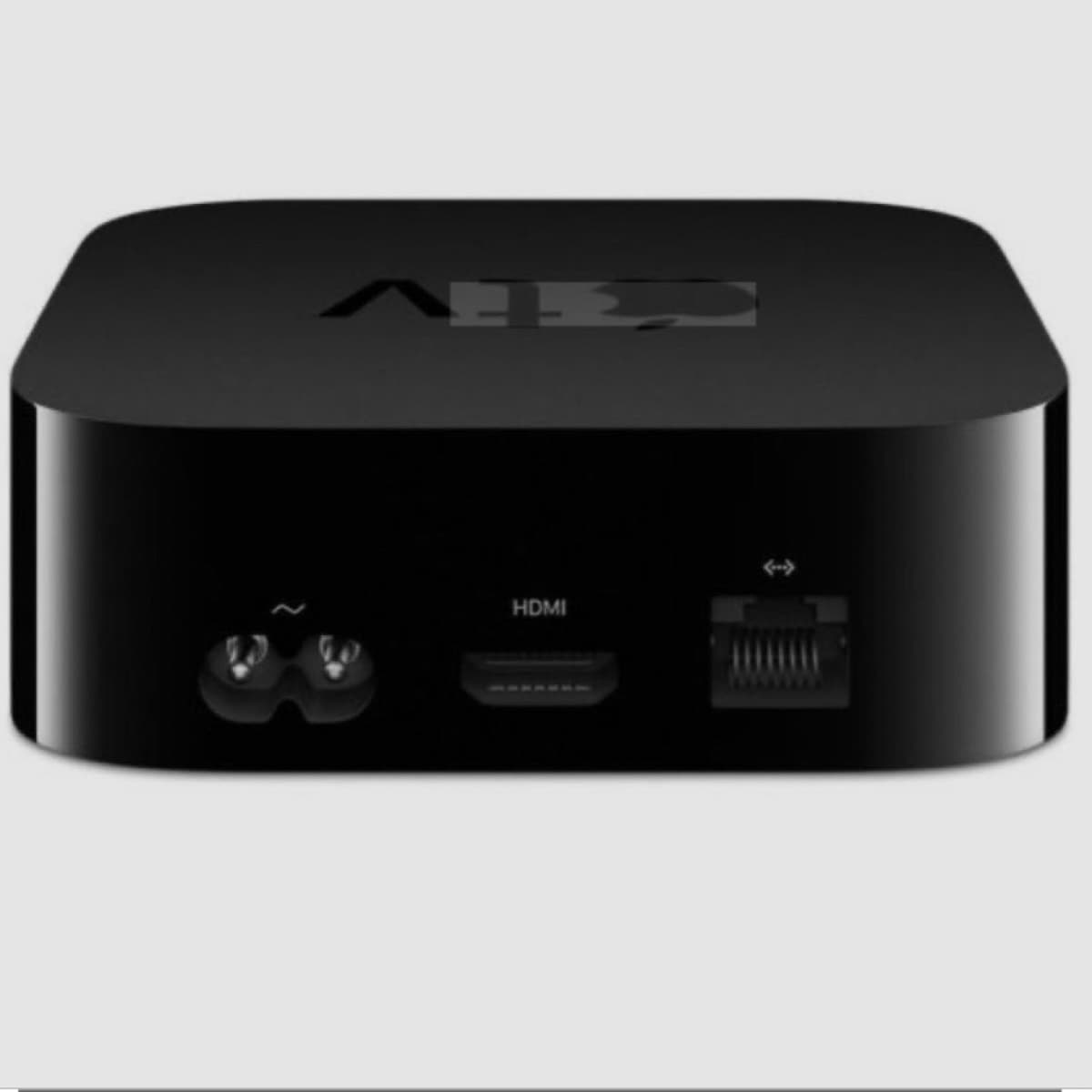 Apple Tv 4K, með snúrunum. Ekki fjarstyring.