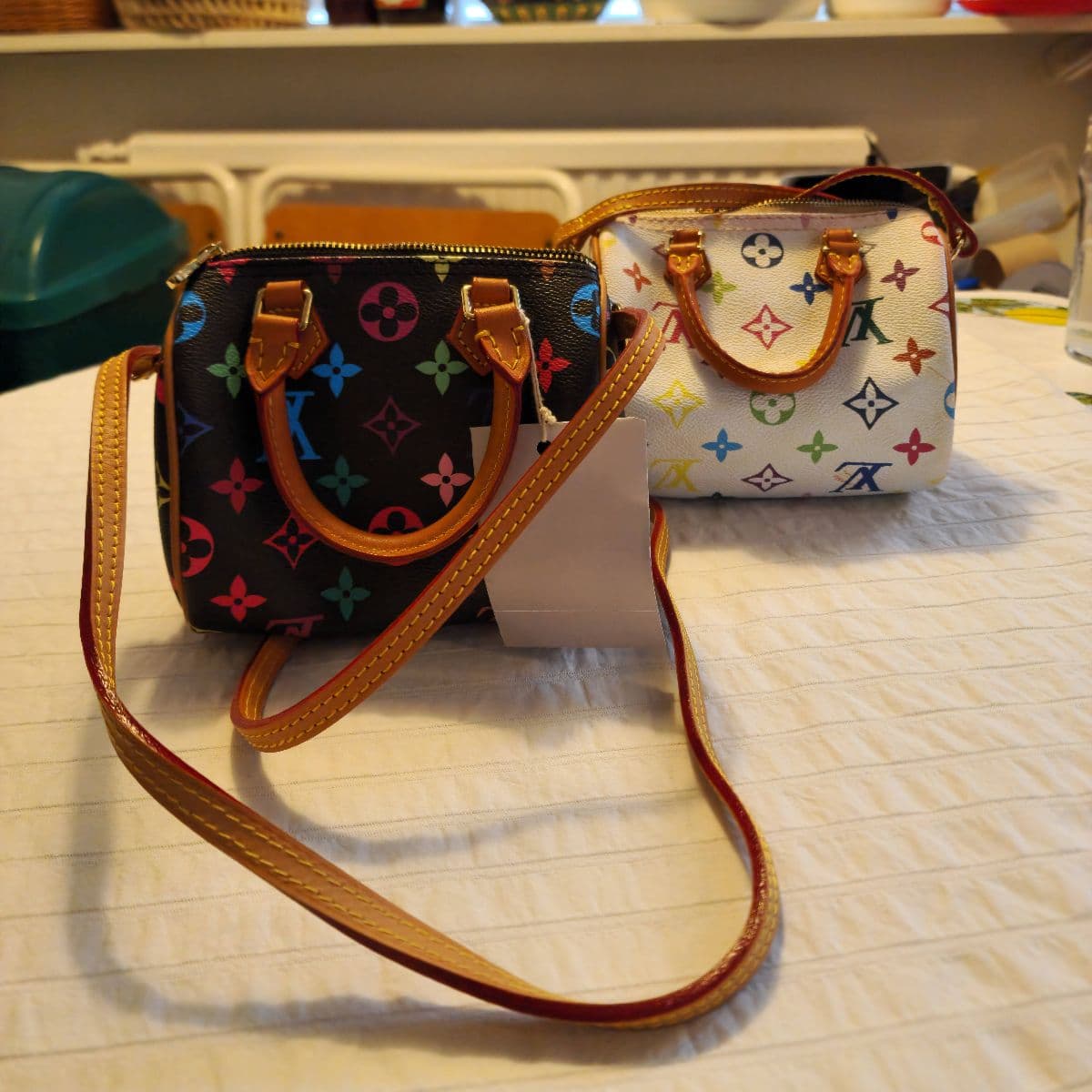 Louis Vuitton Speedy Nano töskur