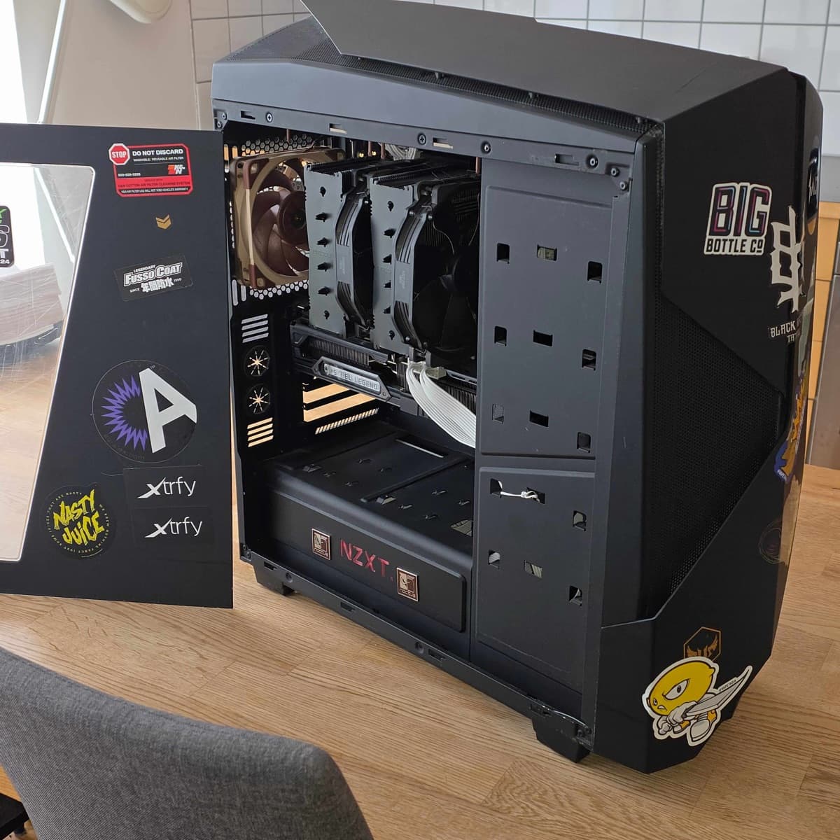 Öflug gaming tölva – Ryzen 7 9800X3D / RTX 4080 Super