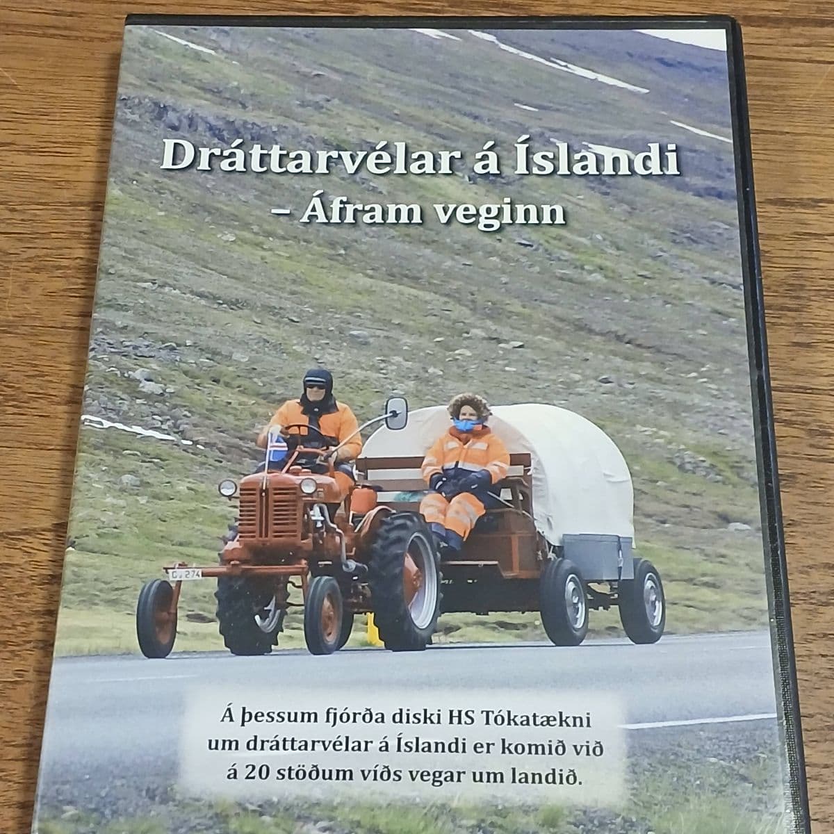 Dráttarvélar á Íslandi - Áfram veginn