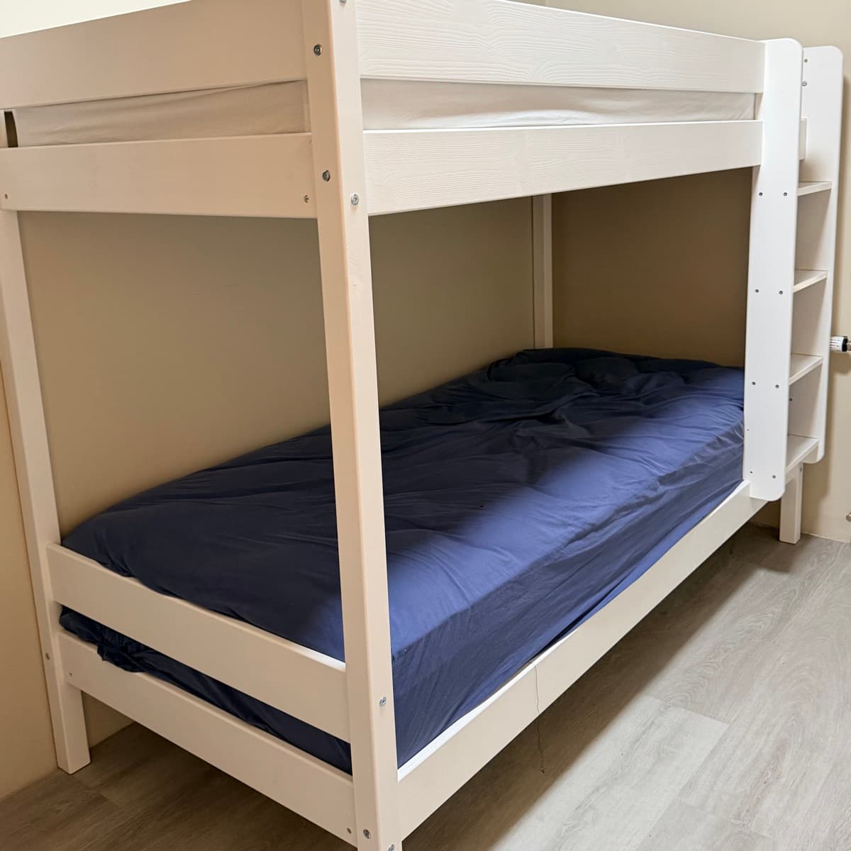 Kojur without matress