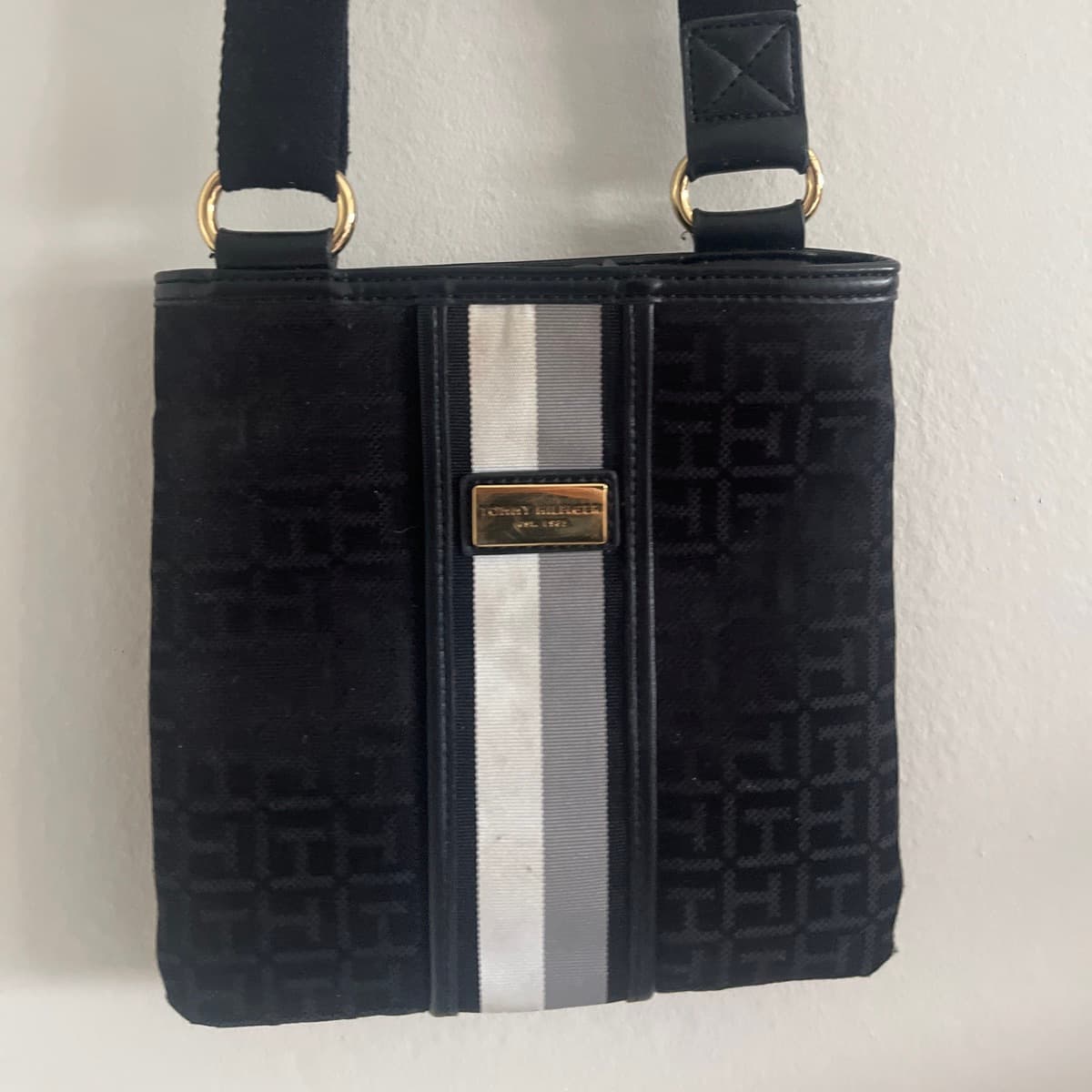 Tommy Hilfiger hliðartaska